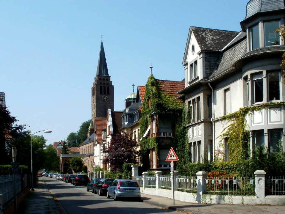 20110822An_der_Christ-Koenig-Kirche_Saarbruecken