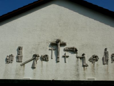 20110826Friedhofskapelle_Kirrlach3
