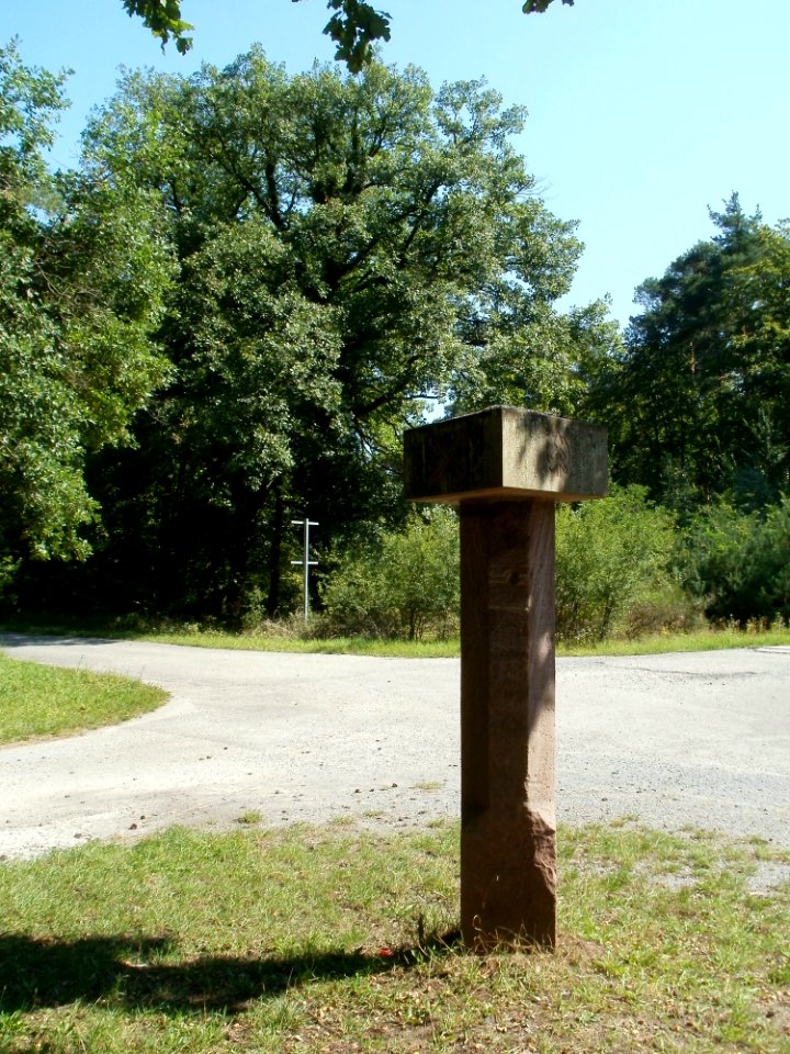20110831Wegweiser_Hockenheim1