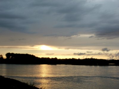 20110911Rhein_Rheinhausen2