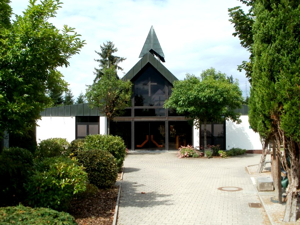 20110624Friedhofskapelle_Altlussheim1