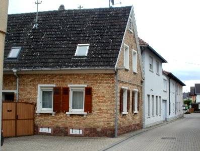20110623Karlstr19_Oftersheim