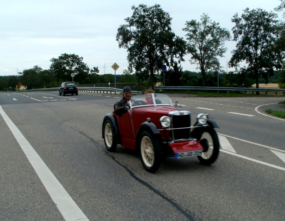 20110625Bertha-Benz-Fahrt_Neulussheim04