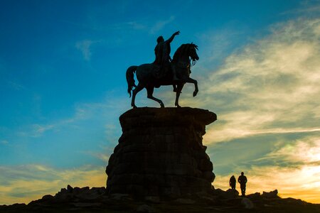 The king silhouette windsor