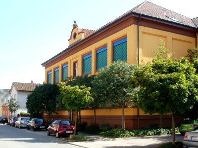 20110628Alte_Schule_Ketsch01