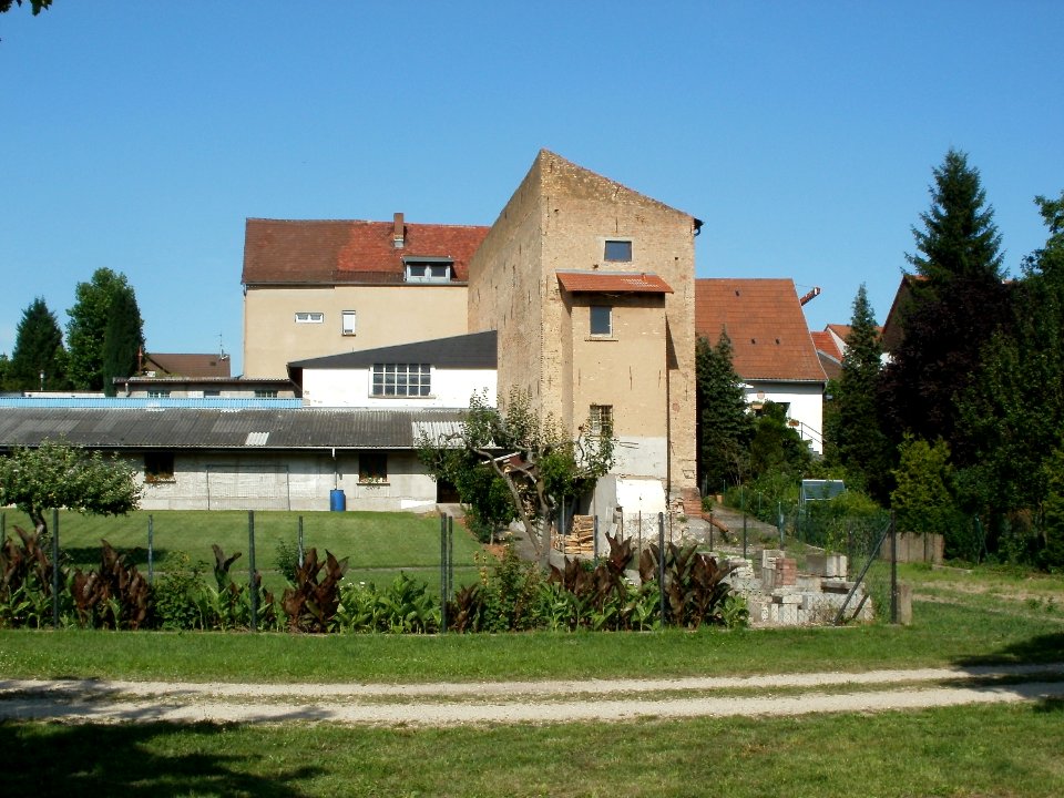 20110628Backsteingebaeude_Ketsch1