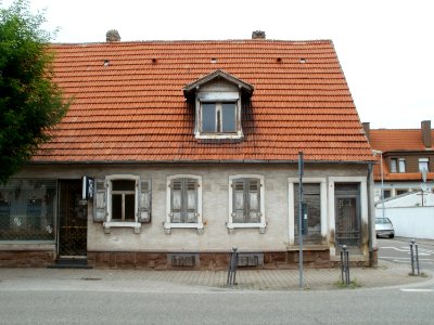 20110625St_Leoner_Str33_Neulussheim5