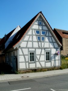 20110627Hauptstr121_Reilingen1