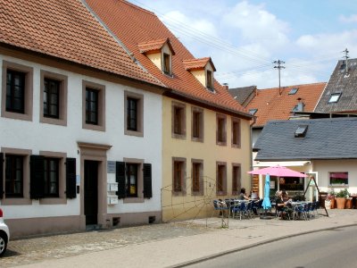 20110604Kanalstr2-4_Guedingen