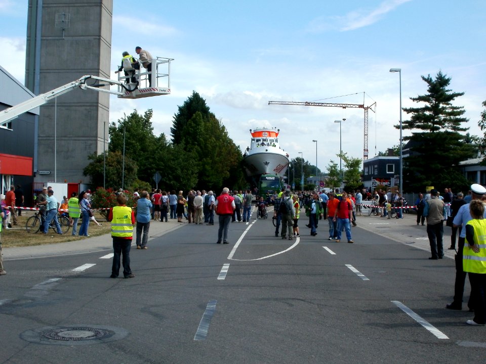 20110528Seenotkreuzer_Essberger_Speyer06