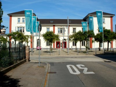 20110529Bahnhof_Schwetzingen02