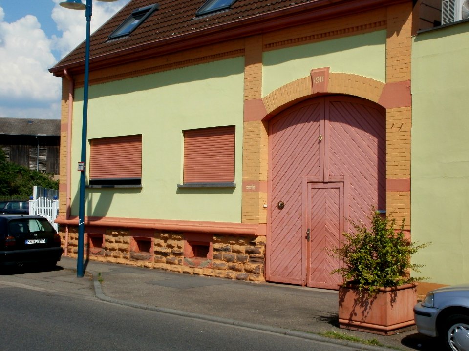 20110521Schwetzinger_Str6_Hockenheim