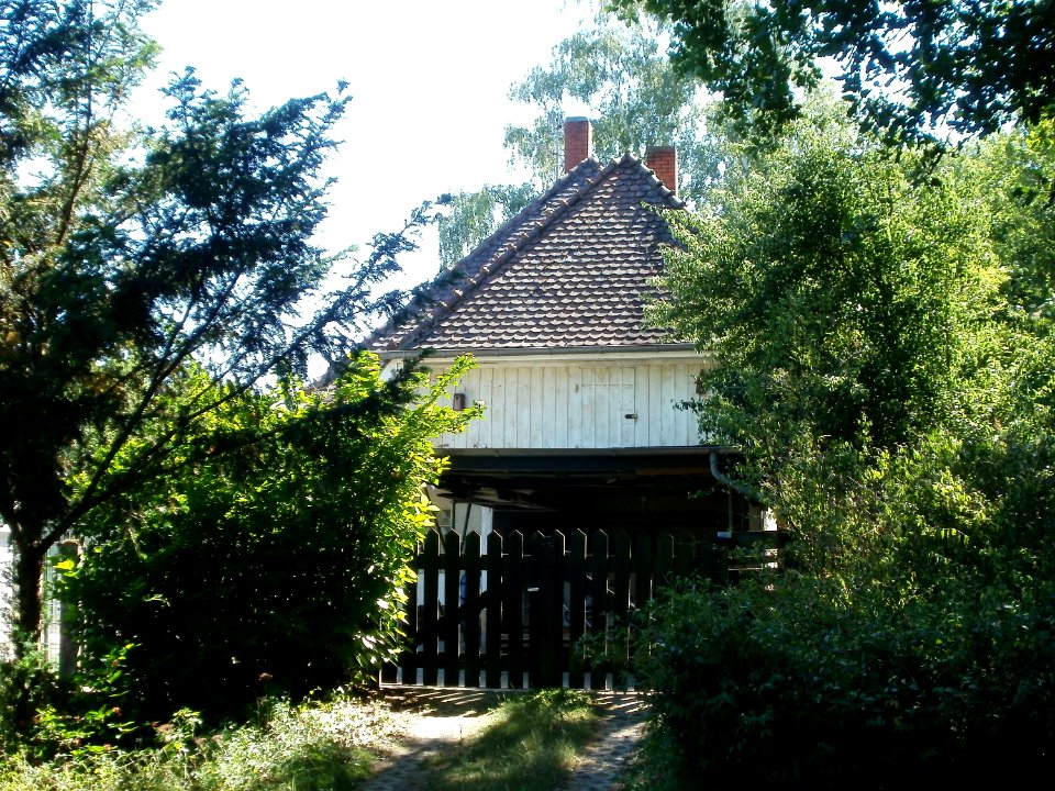 20110525Bahnwaerterhaus_Schwetzingen2