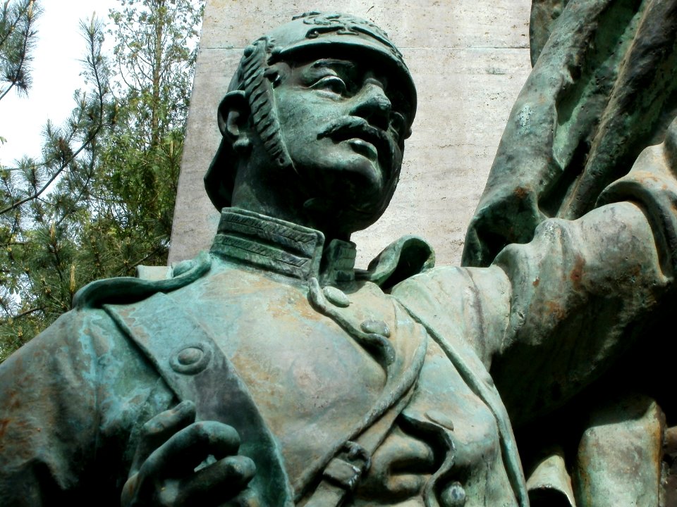 20110506Kriegerdenkmal_Hockenheim3