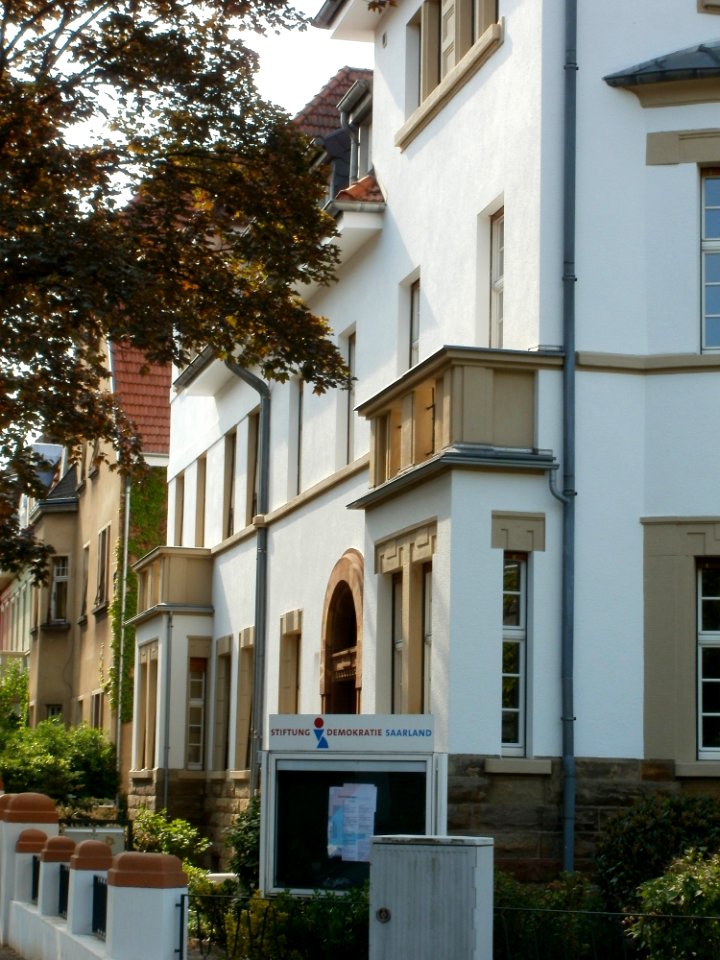20110502Bismarckstr97-99_Saarbruecken2