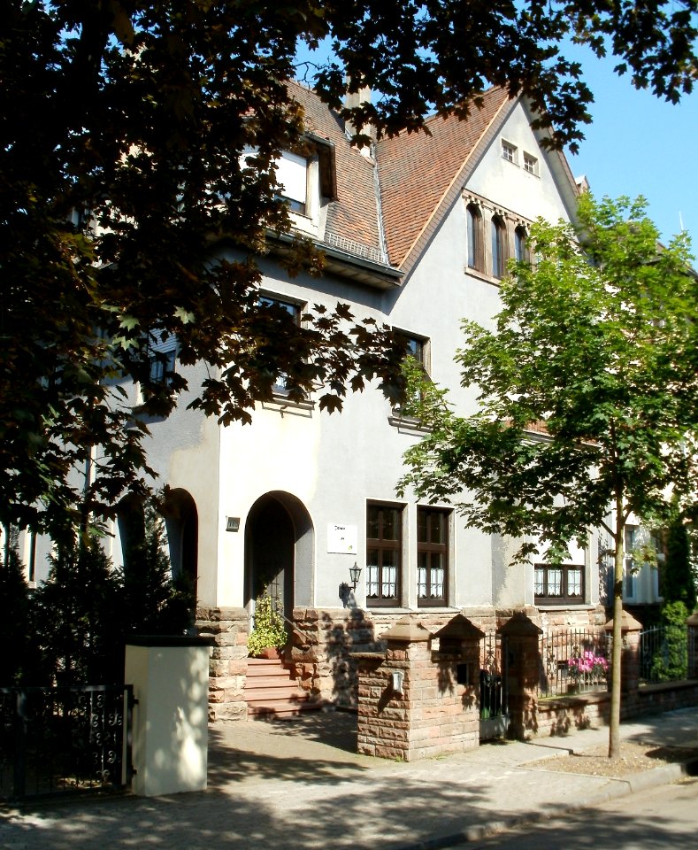 20110503Bismarckstr100_Saarbruecken