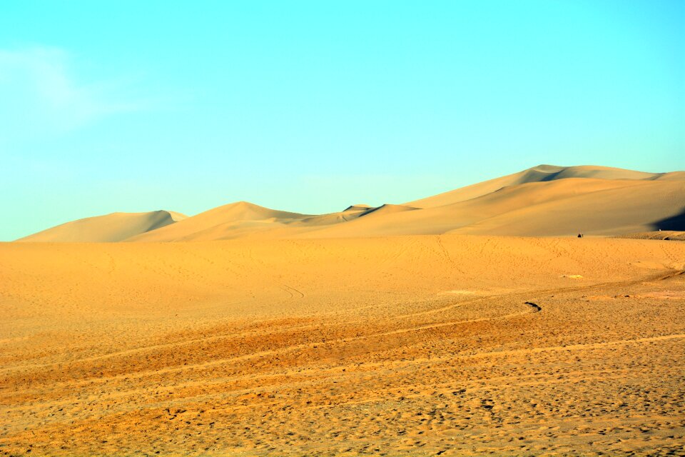 The scenery desert mingsha