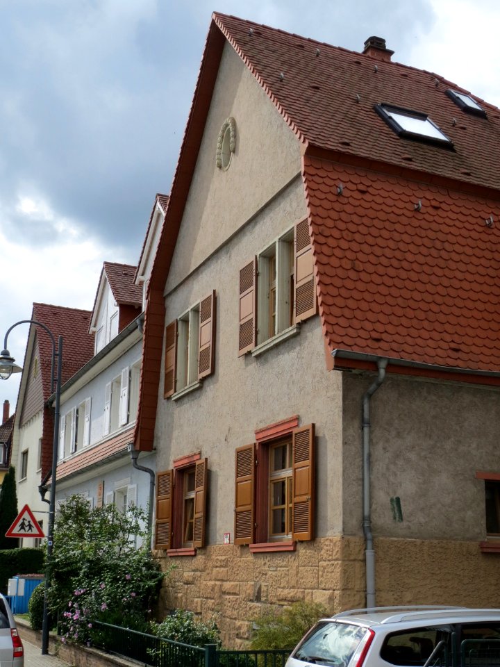 20130909Grenzhoefer_Str3-5_Schwetzingen1