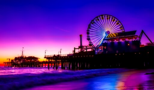 Ferris wheel lights sea photo