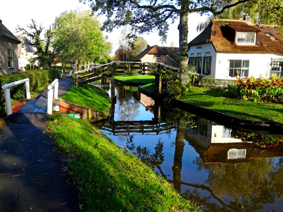 20131030_Giethoorn_Binnenpad