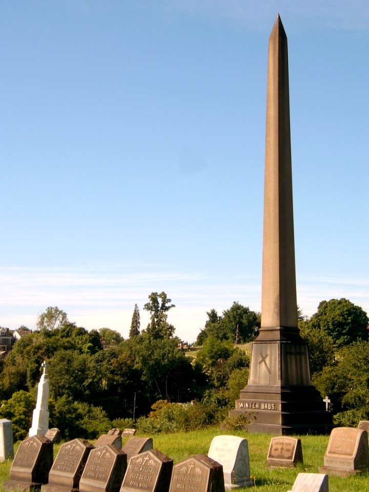 2014-08-29-St-Peter-s-Cemetery-Winter-Bros-02