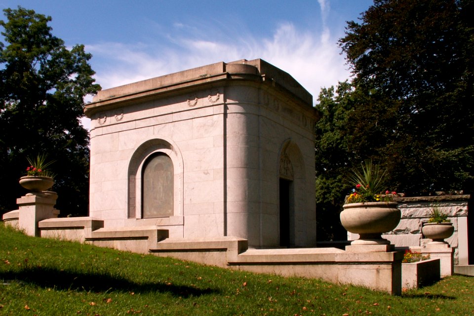 2014-08-25-Homewood-Cemetery-Benedum-03