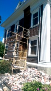2014_South_Napa_earthquake_Wine_Spectator_fireplace_collapse