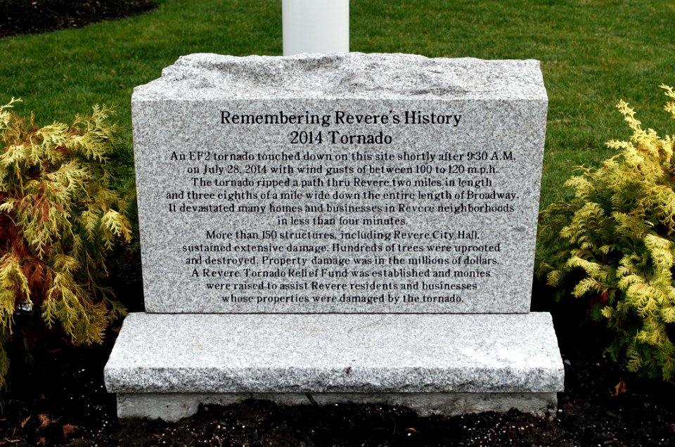 2014_Tornado_Memorial_-_Revere,_Massachusetts_-_DSC04464