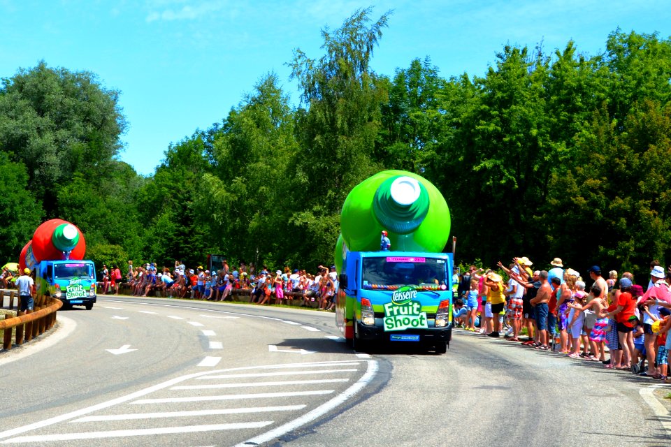 2014_Tour_de_France._Caravane_Teisseire_6._Free_image_Spielvogel._No_copyright photo