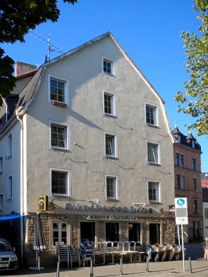 20130930Katholisch_Kirch_Str1_Saarbruecken1