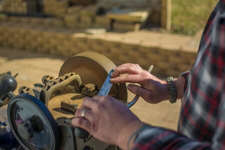 Sharpener blade sharpen