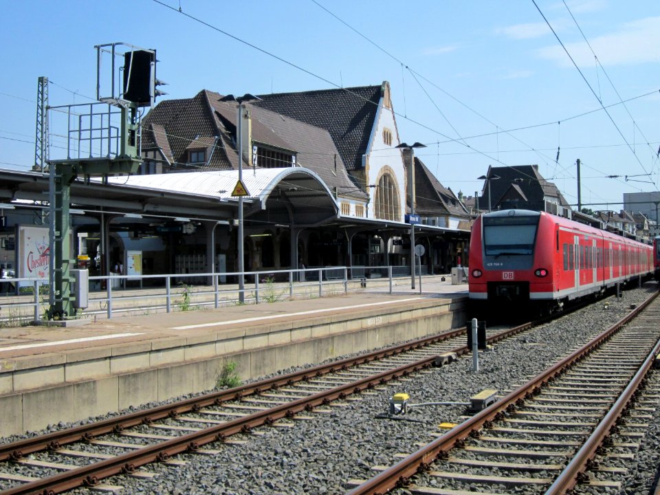 20120727Bahnhof_Worms1