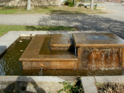 20120422Brunnen_Lusshardtschule_Neulussheim2
