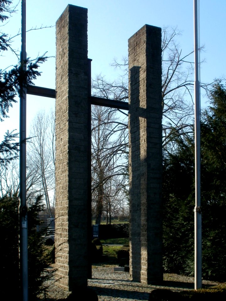 20120125Voelkerkreuz_Hockenheim09