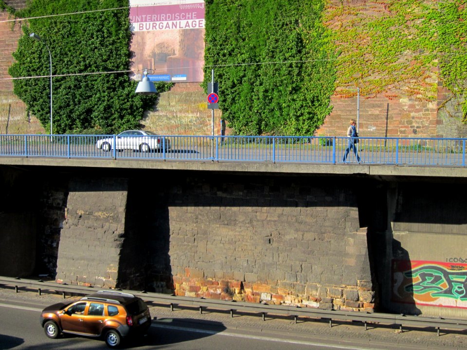20120827Schlossmauer_Saarbruecken1