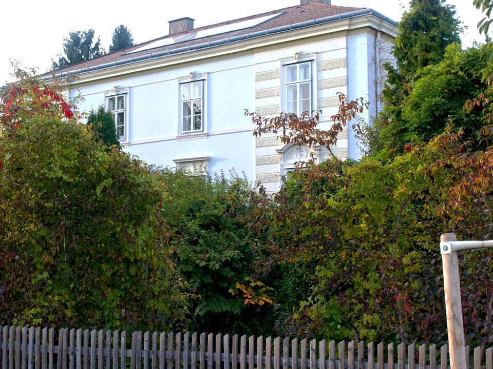 2013.10.19_-_Ybbs_an_der_Donau_-_Villa_Stadtgrabenweg_5_-_02
