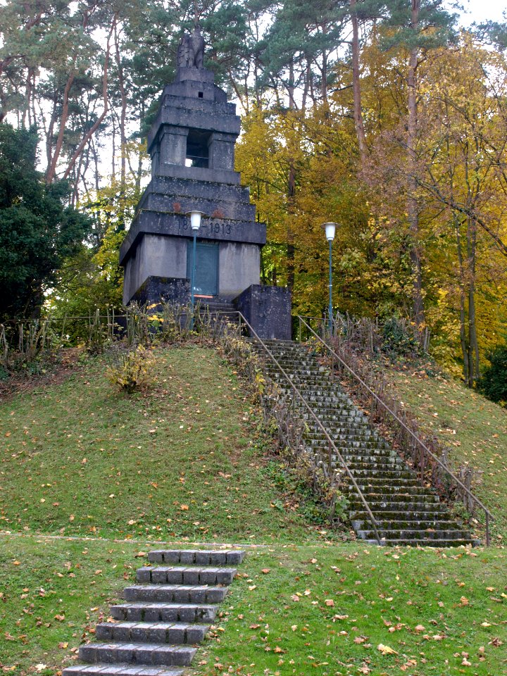 2013.10.21_-_Ybbs_an_der_Donau_-_Ereignisdenkmal_100._Jahrestag_der_Völkerschlacht_bei_Leipzig_-_02