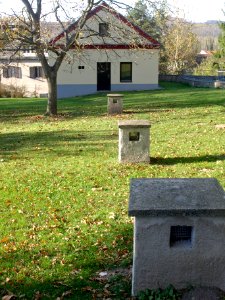 2013.10.26_-_Melk_-_Kellerstöckl,_barocker_Keller_und_Einfriedungsmauer_-_05