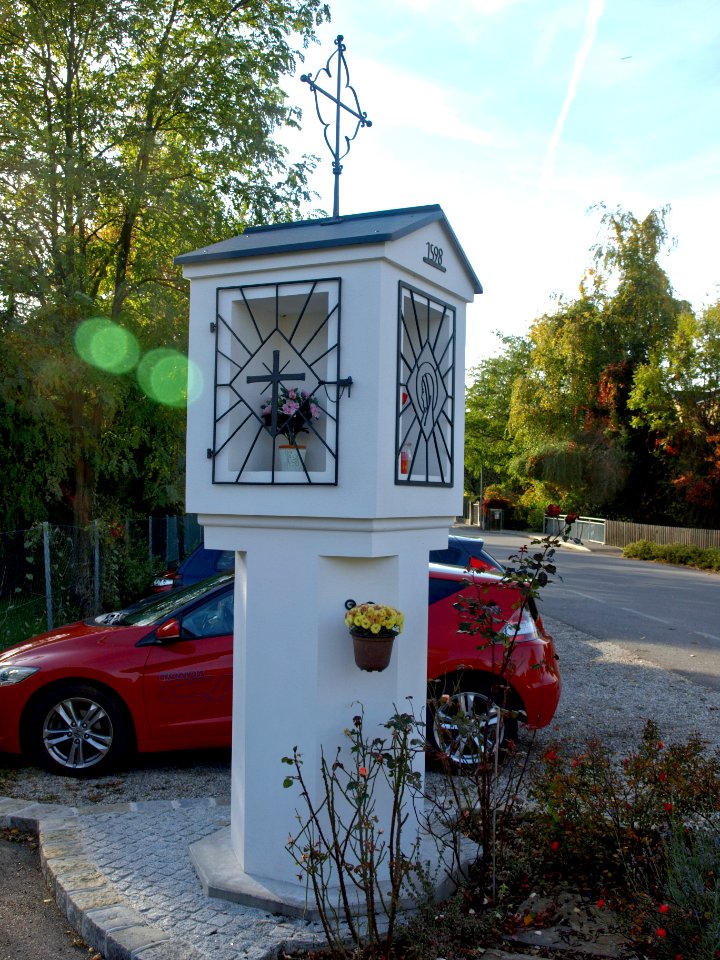 2013.10.19_-_Ybbs_an_der_Donau_-_Tabernakelsäule_-_Am_alten_Roßmarkt_-_02