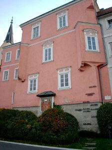 2013.10.19_-_Ybbs_an_der_Donau_-_Salzamt_Kirchengasse_6_-_04