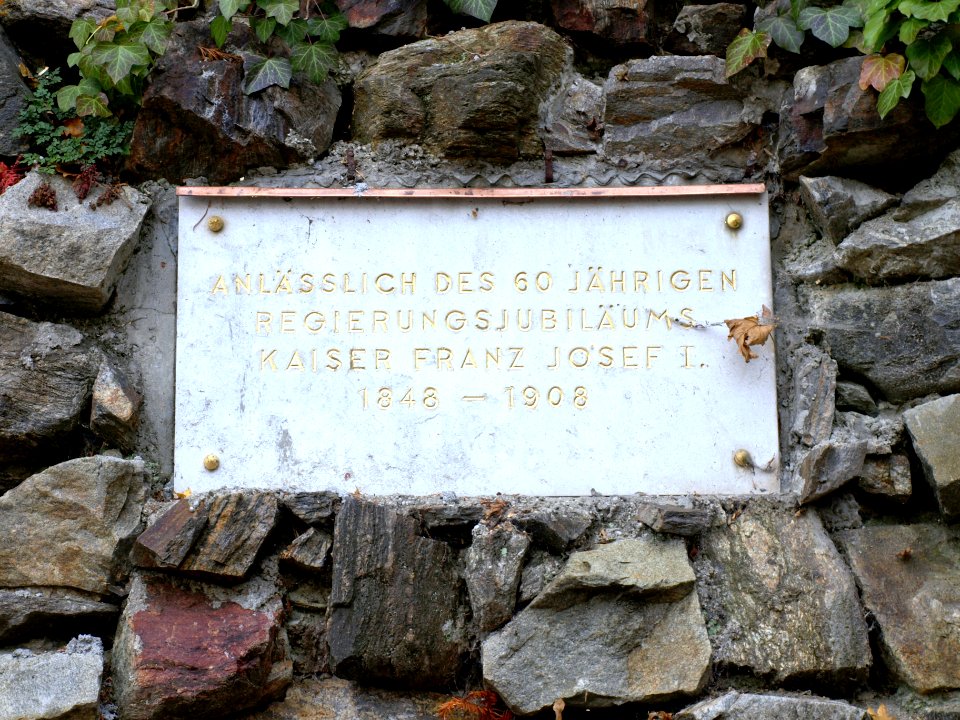 2013.10.21_-_Ybbs_an_der_Donau_-_Ereignisdenkmal_60jähriges_Regierungsjubiläum_Kaiser_Franz_Joseph_I._-_03