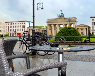 2013_Berlin_Brandenburg_Gate._Sad_raindrops_falling_from_a_smoky_table._Spielvogel
