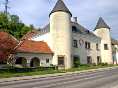2013.04.28_-_Marbach_an_der_Donau_-_Ansitz,_ehem._Herrenhaus_-_05