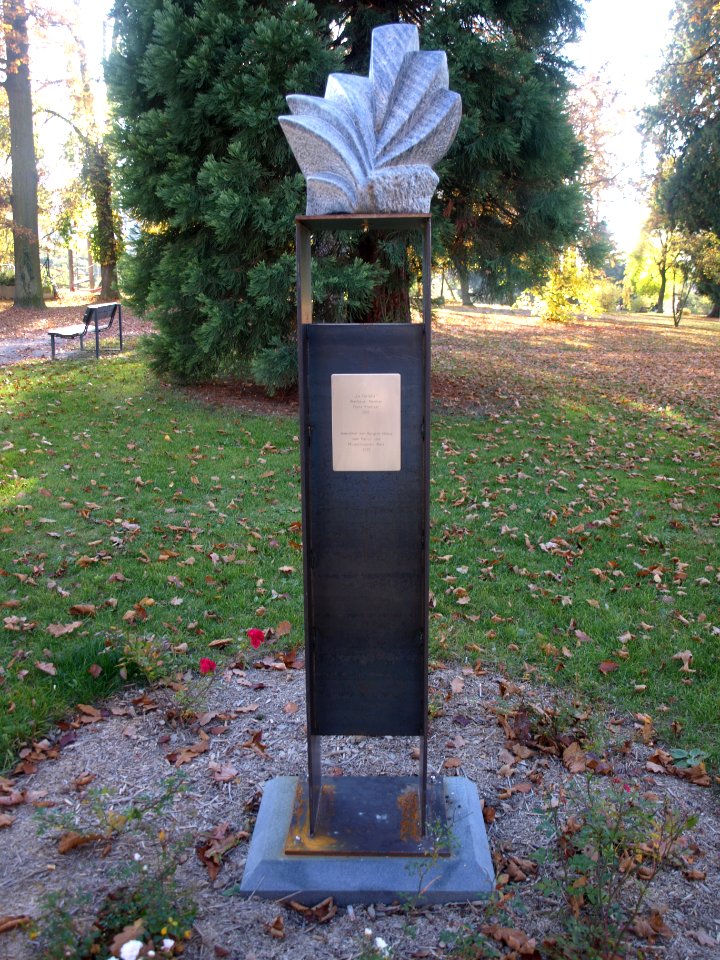 2013.10.26_-_Melk_-_la_Farfalla_von_Franz_Kremser_Stadtpark_-_01