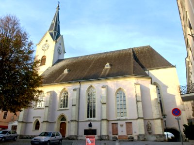 2013.10.19_-_Ybbs_an_der_Donau_-_Pfarrkirche_hl._Laurentius_-_02
