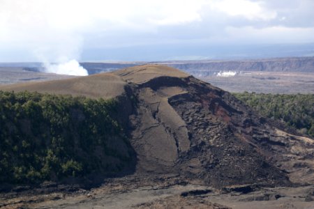 2013.10.31.122651_Iki_crater_Kilauea_caldera_Hawaii_Volcanoes_National_Park_Hawaii