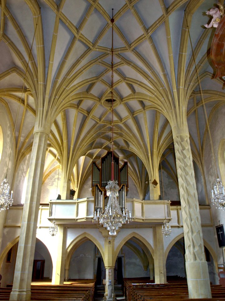 2013.04.24_-_Haidershofen_-_Pfarrkirche_hl._Severin_und_Friedhof_-_14