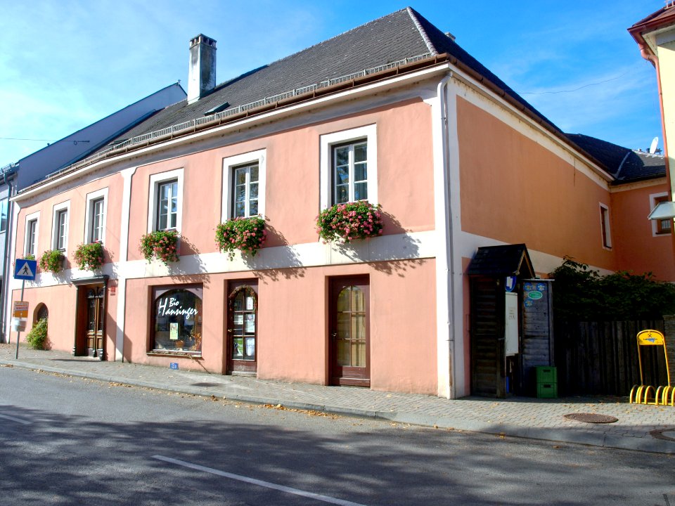 2013.10.21_-_Kilb_-_Verwaltungs-_und_Bürogebäude_-_01
