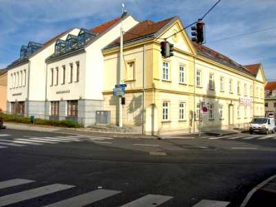 2013.10.21_-_Ybbs_an_der_Donau_-_Schule,_ehem._Bürgerspital_-_01