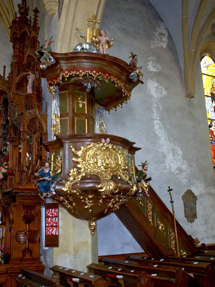 2013.04.24_-_Haidershofen_-_Pfarrkirche_hl._Severin_und_Friedhof_-_09